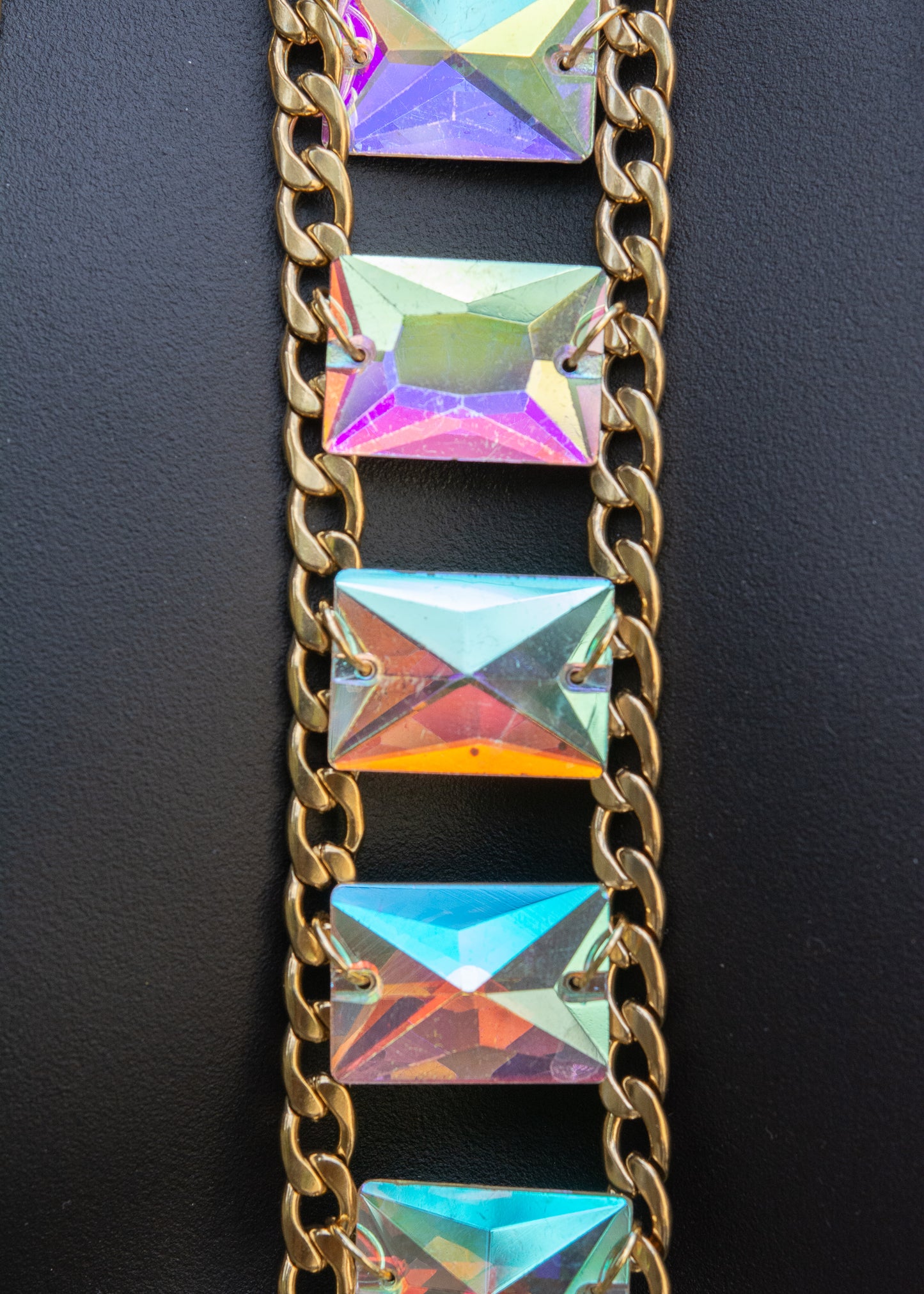 Chaîne de corps unisexe en acier inoxydable plaqué or et cristaux holographiques