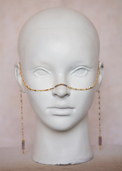 Bijou facial doré avec améthyste violette. Accessoire mystique, festival, oracle, costume ou shoot spirituel.