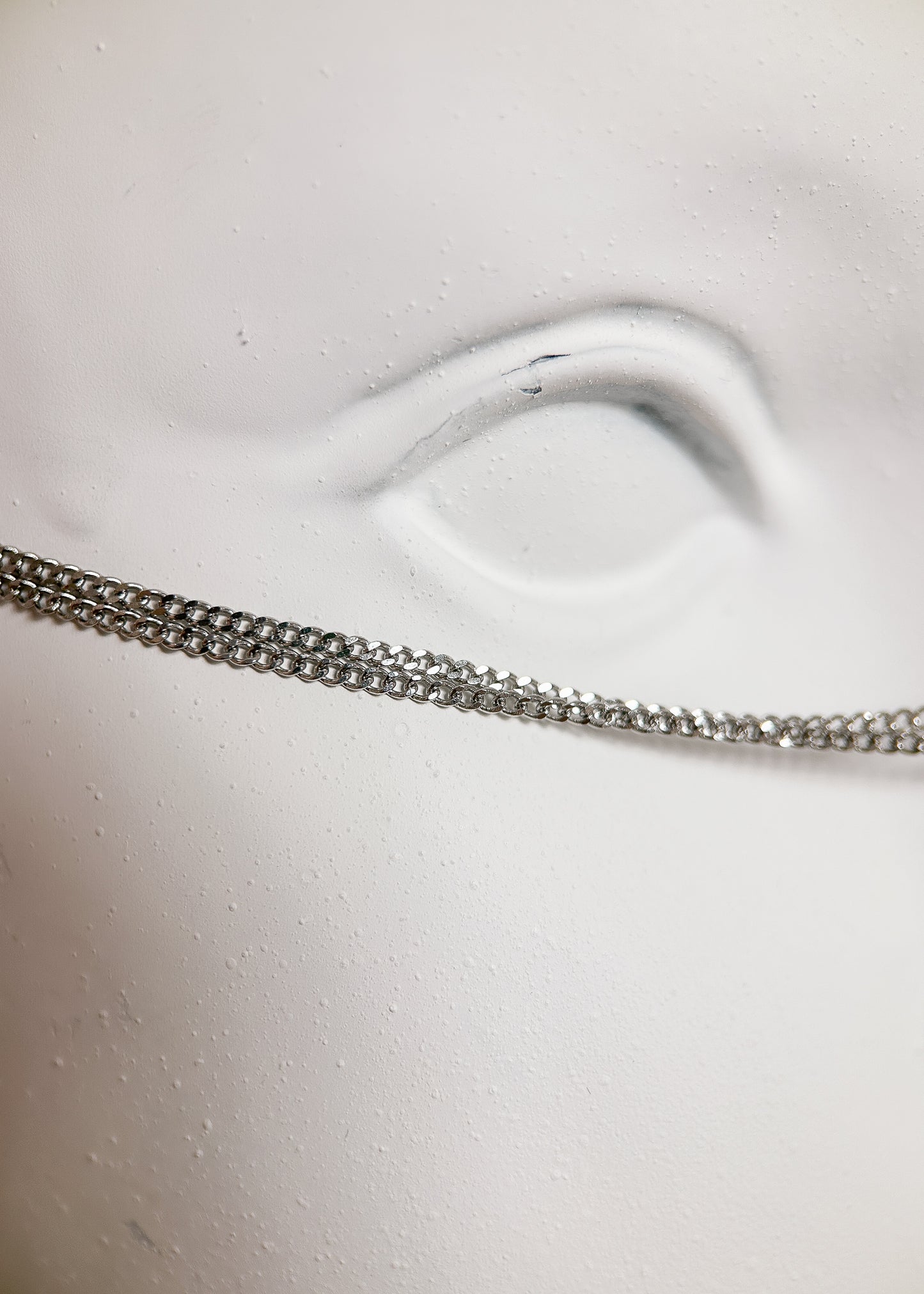Chaîne de visage en acier inoxydable, bridge artisanal en argent sterling 925, pendentifs spike. Fait main à Montréal. Bijou facial festival, performance, photoshoot. Bijou alternatif goth.