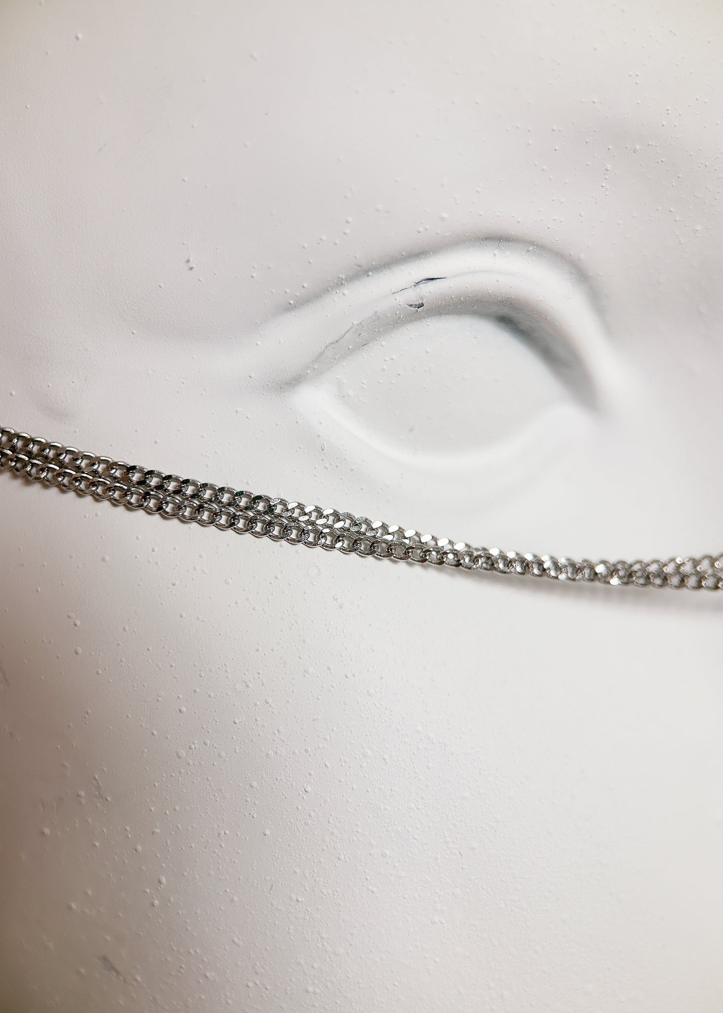 Chaîne de visage en acier inoxydable, bridge artisanal en argent sterling 925, pendentifs spike. Fait main à Montréal. Bijou facial festival, performance, photoshoot. Bijou alternatif goth.