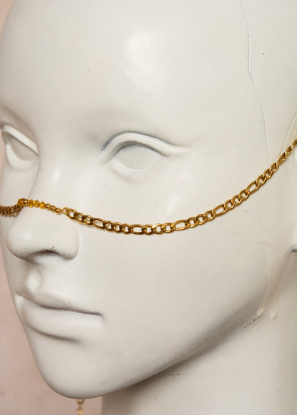 Chaîne de visage dorée en acier inoxydable avec agate orange et cristaux ambrés. Bijou unisexe solaire, chaud et structuré, énergie rayonnante.
