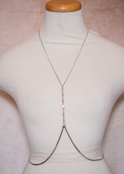 Bijou de corps acier inoxydable, pendentif zircon, chaîne ajustable sur mesure, fait main à Montréal, look minimaliste festival.