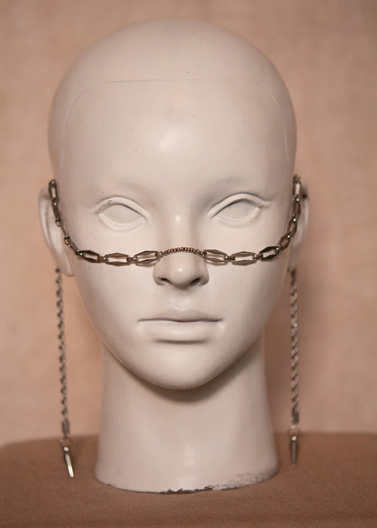 Chaîne de visage en acier à gros maillons. Bijou facial unisexe, sombre, géométrique, robuste. Festival, costume, photoshoot, performance...